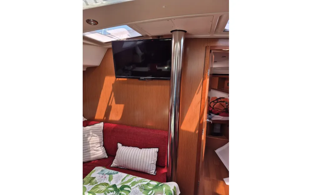 slider 8 Beneteau Oceanis 46