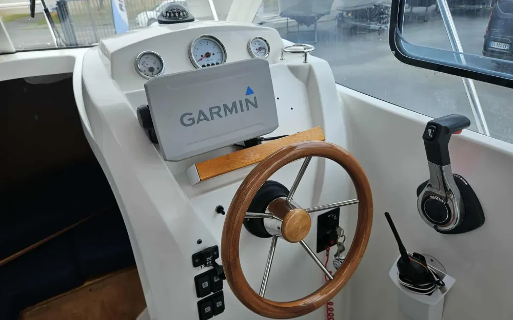 slider 9 Beneteau Antares 580