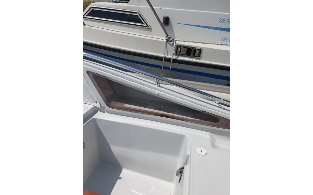 slider 33 Zar Formenti Zar 57 Welldeck