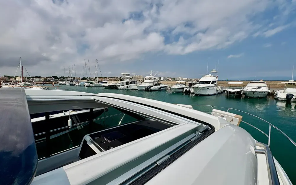 slider 11 Jeanneau NC 33