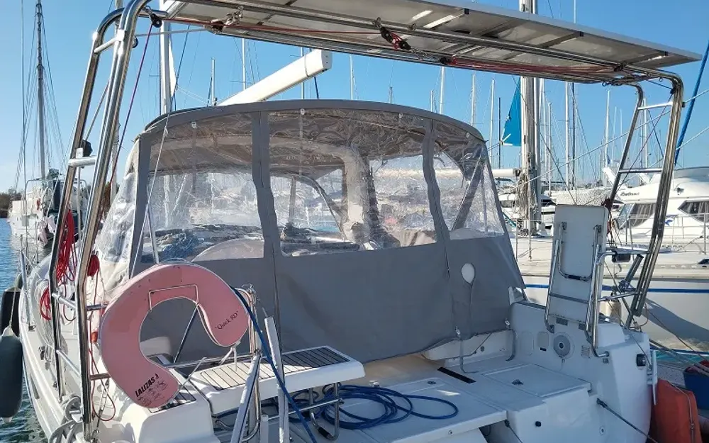slider 3 Beneteau Oceanis 41.1
