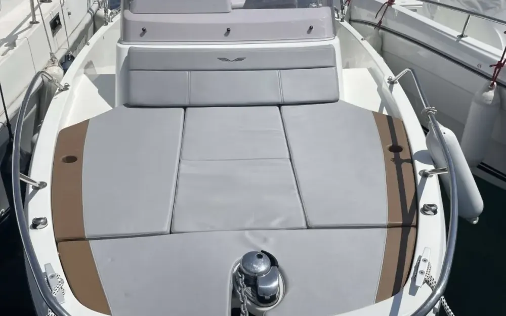 slider 2 Beneteau Flyer 6 SUNdeck