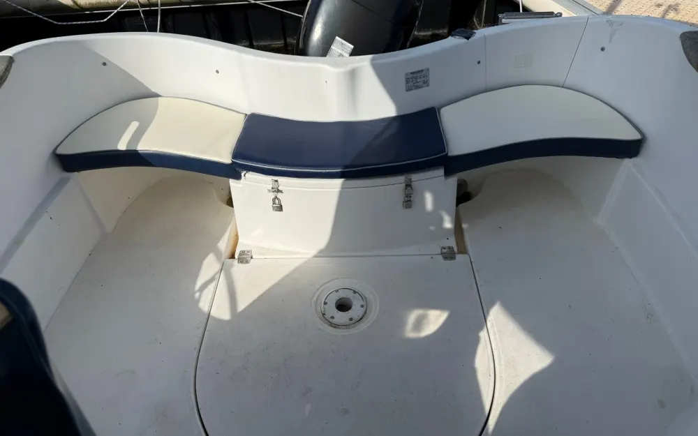 slider 9 Quicksilver  540 Pilothouse
