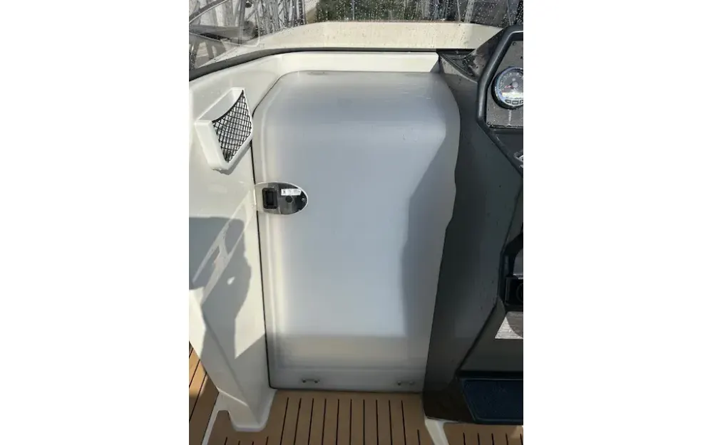 slider 20 Quicksilver Activ 675 Open