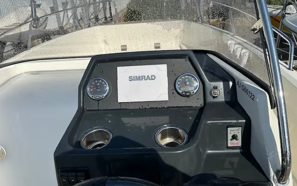 slider 22 Quicksilver 675