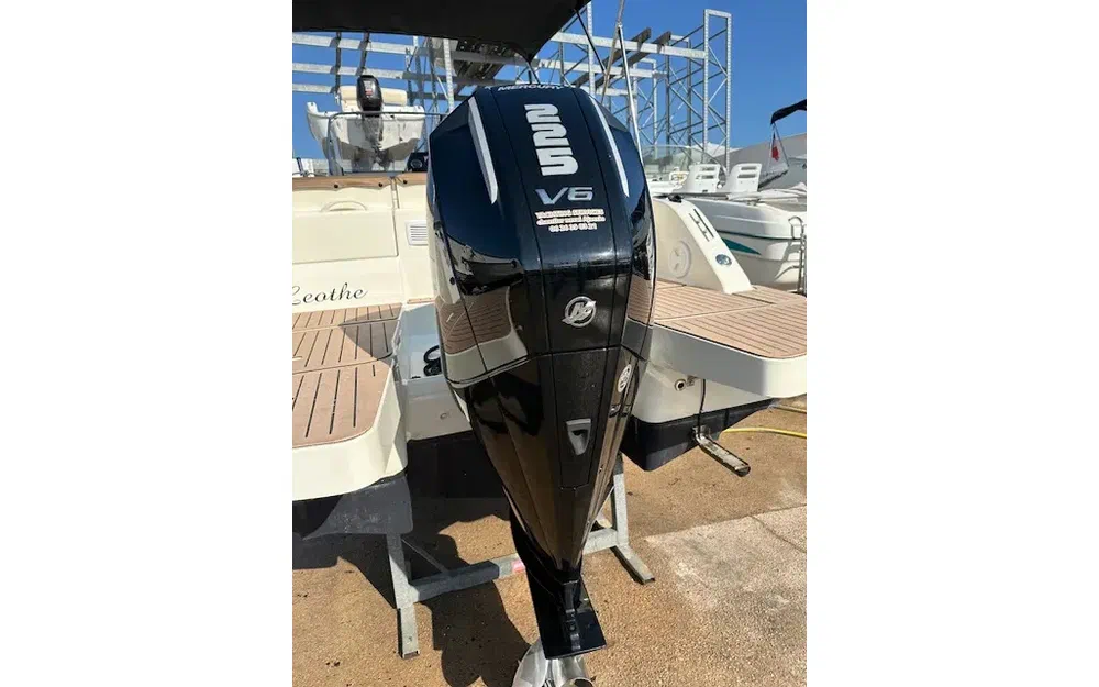 slider 1 Quicksilver 675