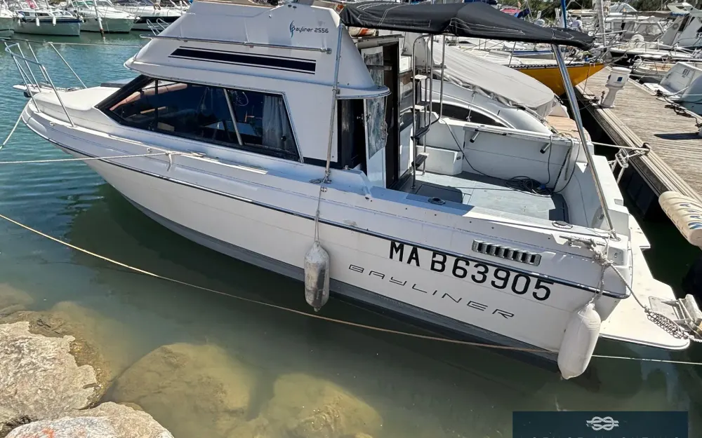 slider 13 Bayliner Cierra 2556