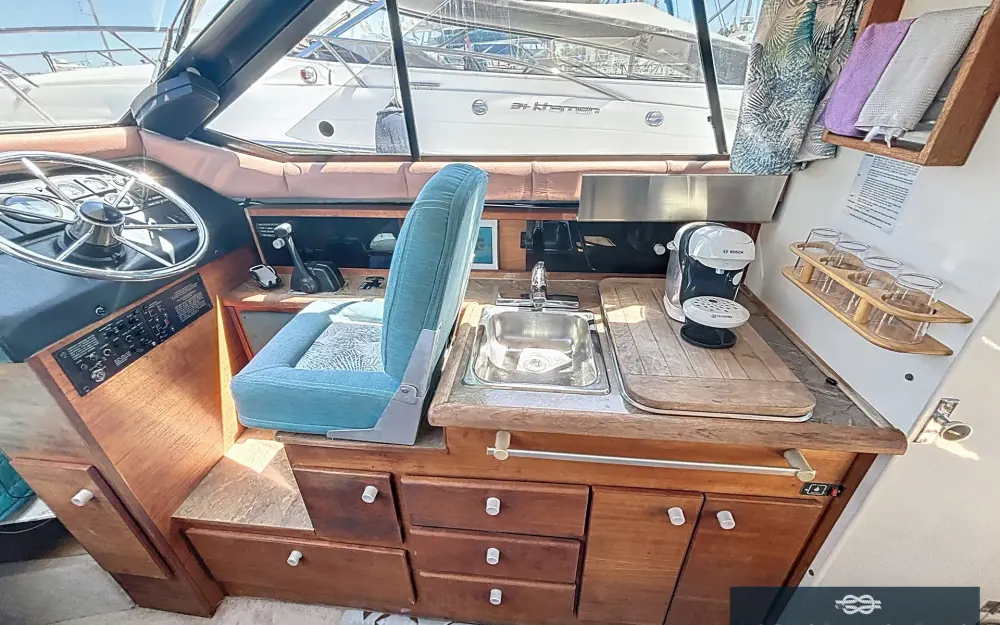 slider 3 Bayliner Cierra 2556