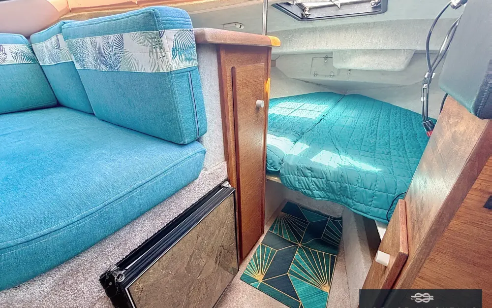 slider 7 Bayliner Cierra 2556