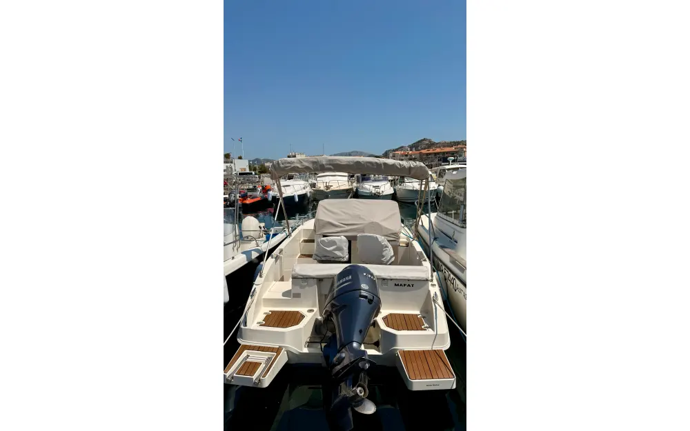 slider 3 Pacific Craft  630 SC