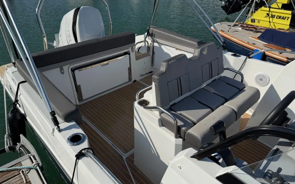 slider 3 Jeanneau Cap Camarat 7.5 WA Serie 3
