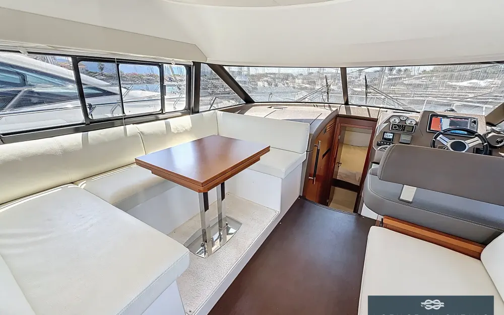 slider 9 Jeanneau Prestige 450 Fly