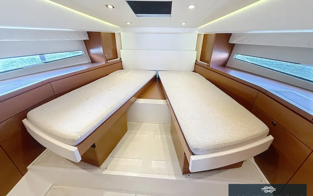 slider 12 Jeanneau Prestige 450 Fly