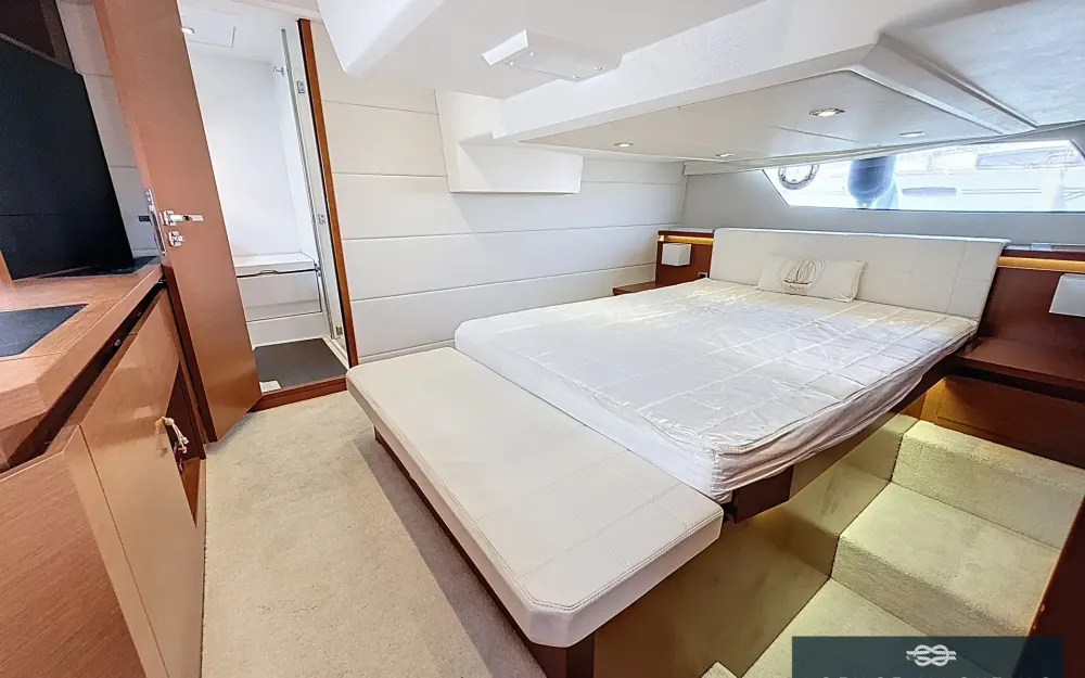 slider 18 Jeanneau Prestige 450 Fly