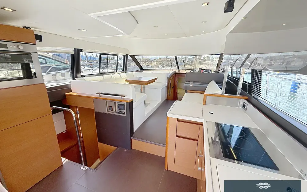 slider 1 Jeanneau Prestige 450 Fly