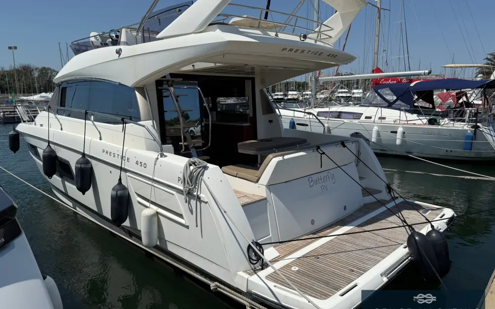 slider 24 Jeanneau Prestige 450 Fly