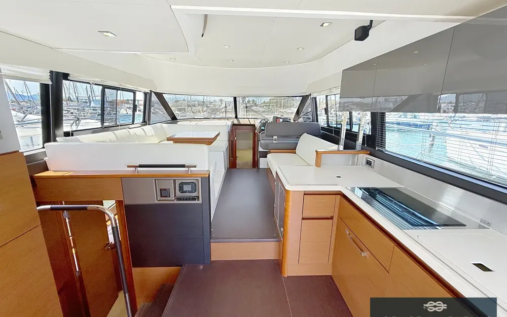 slider 2 Jeanneau Prestige 450 Fly