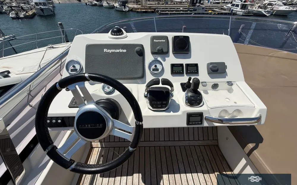 slider 39 Jeanneau Prestige 450 Fly
