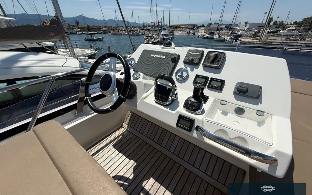 slider 40 Jeanneau Prestige 450 Fly