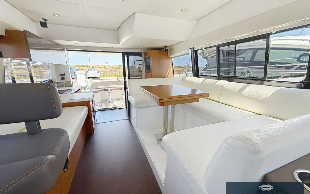 slider 7 Jeanneau Prestige 450 Fly