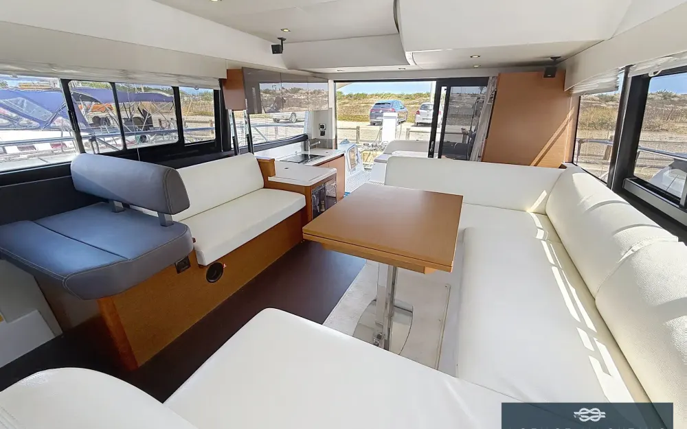 slider 8 Jeanneau Prestige 450 Fly
