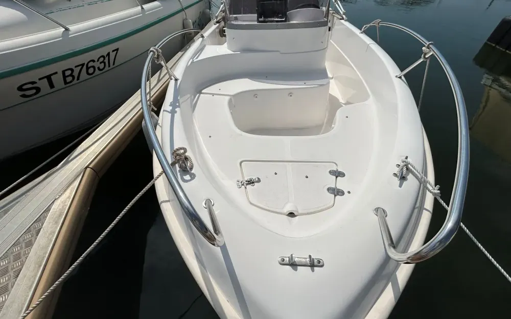 slider 4 B2 Marine Cap Ferret 522Open