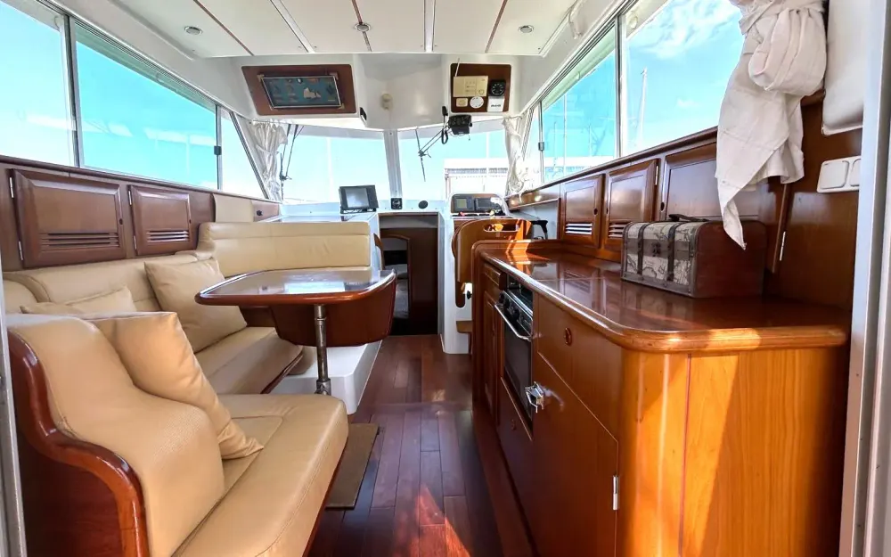 slider 2 Beneteau Antares 10.80