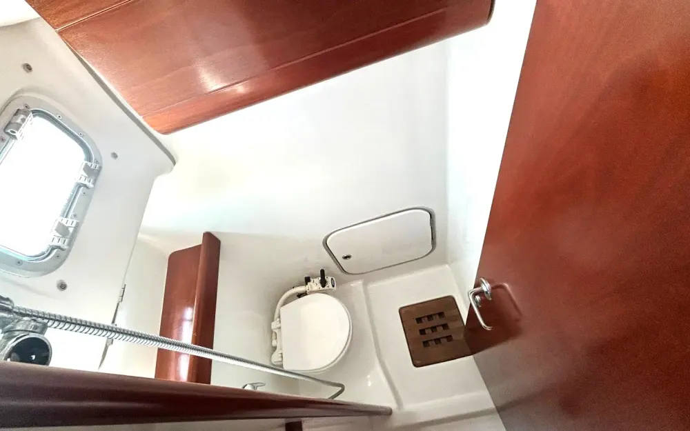 slider 7 Beneteau Antares 10.80