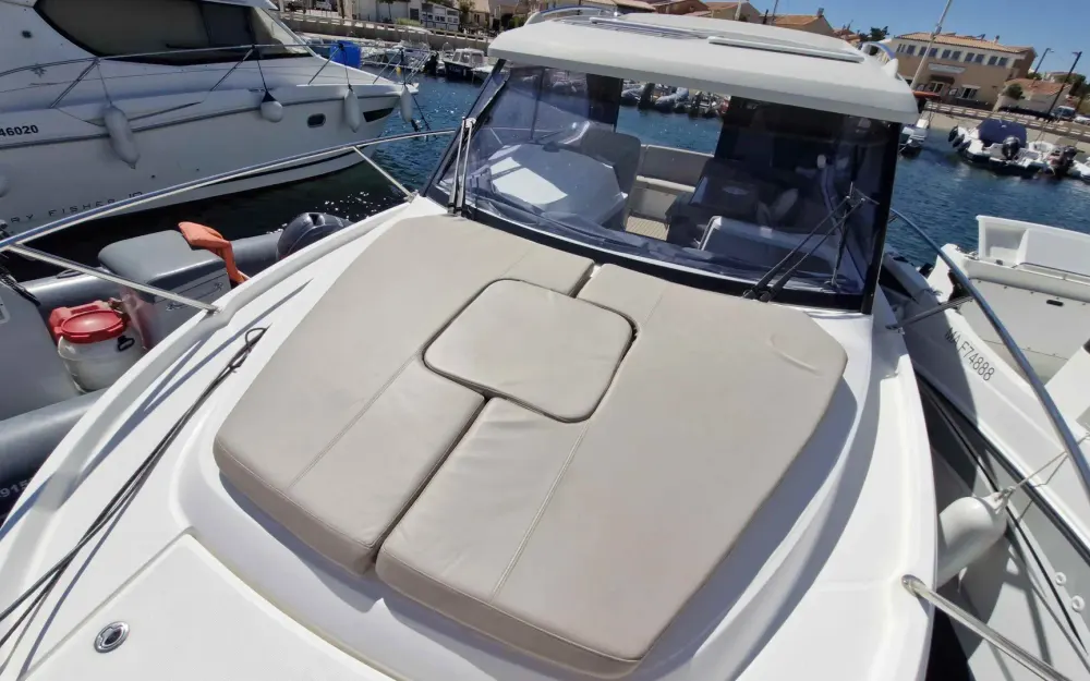 slider 17 Beneteau Antares 8.80