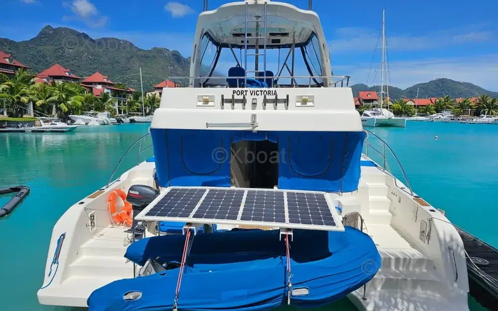 slider 2 Africat Marine Africat 420