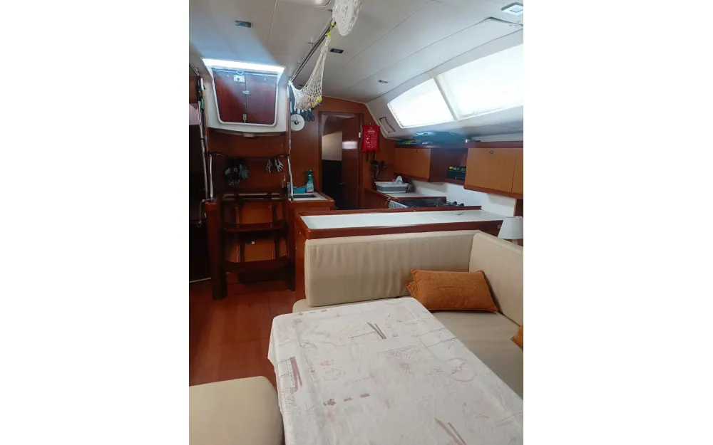 slider 8 Beneteau Oceanis 50