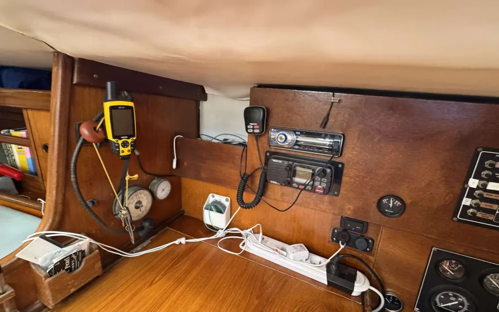 slider 12 Beneteau First 345