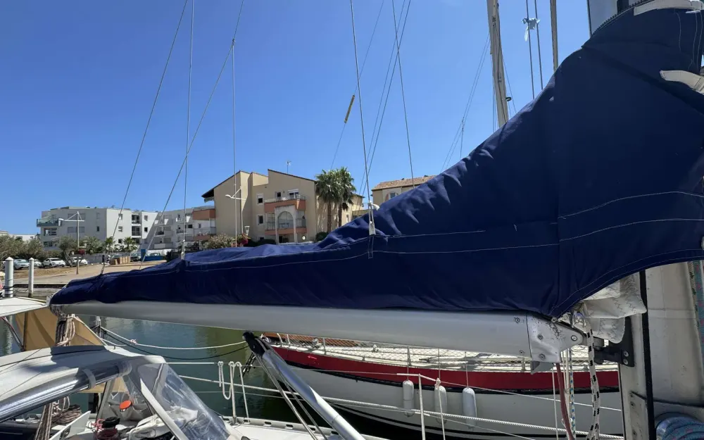 slider 19 Beneteau First 345