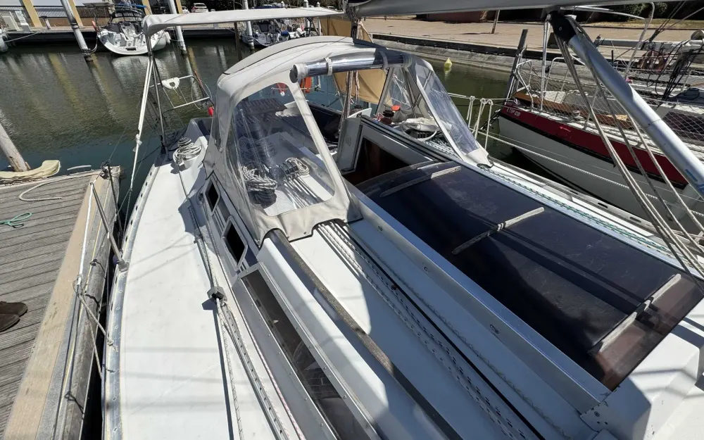 slider 4 Beneteau First 345