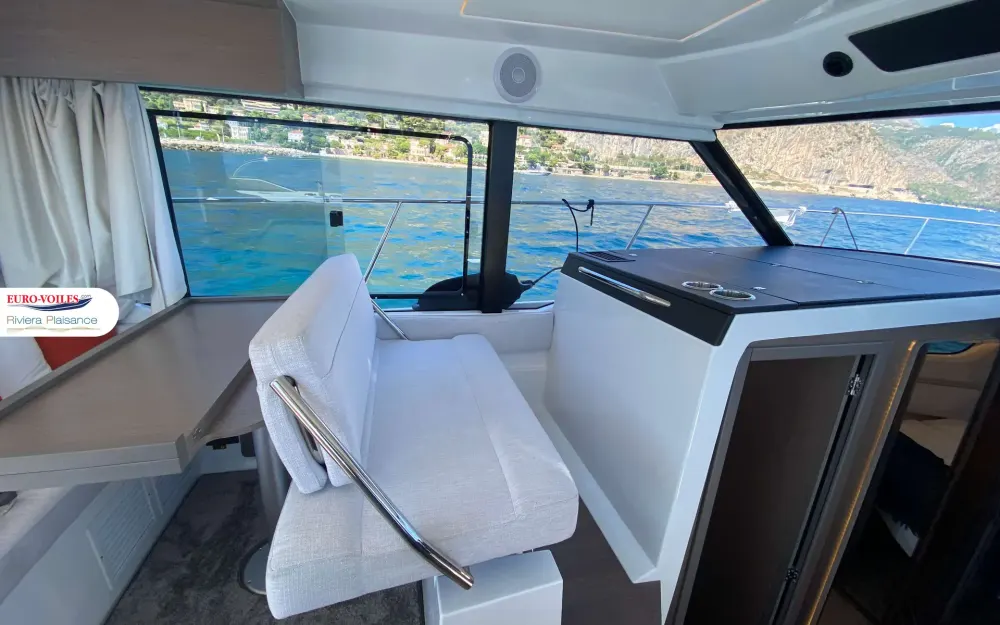 slider 7 Jeanneau Merry Fisher 1095