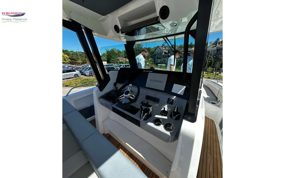 slider 5 Jeanneau Cap Camarat 9.0 CC