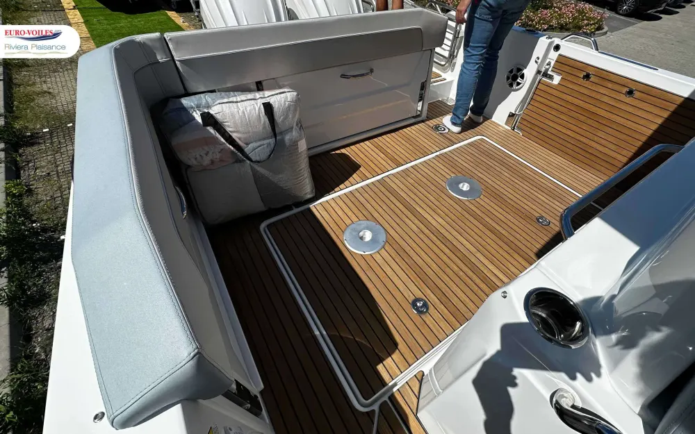 slider 8 Jeanneau Cap Camarat 9.0 CC