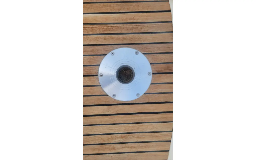 slider 9 Jeanneau Runabout 755
