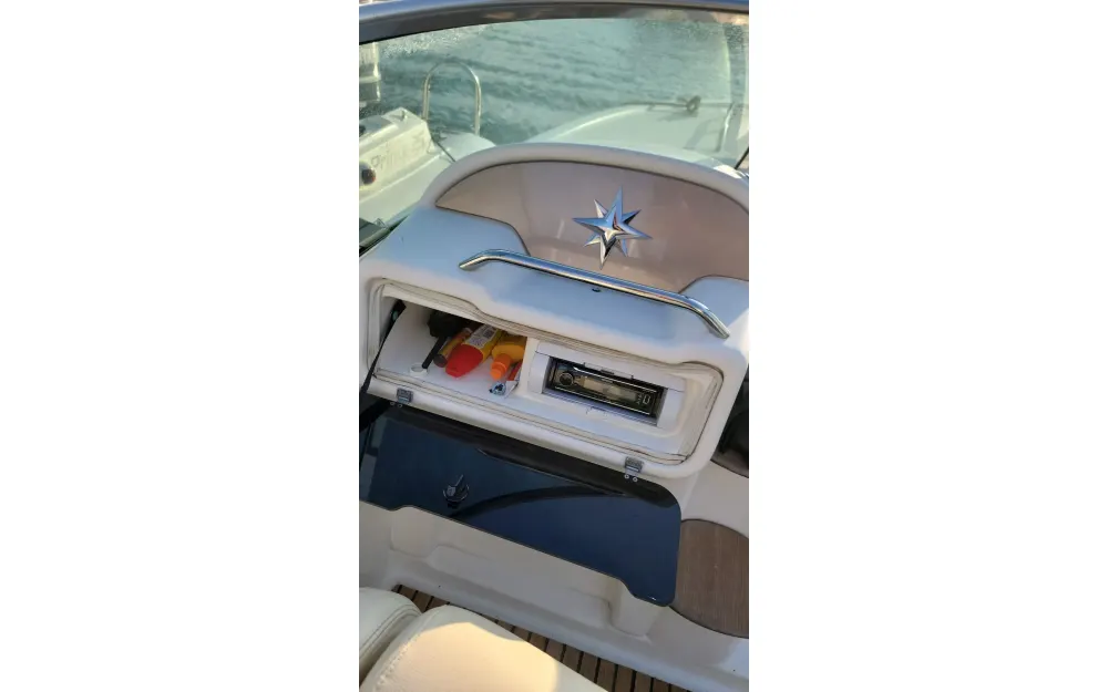 slider 15 Jeanneau Runabout 755