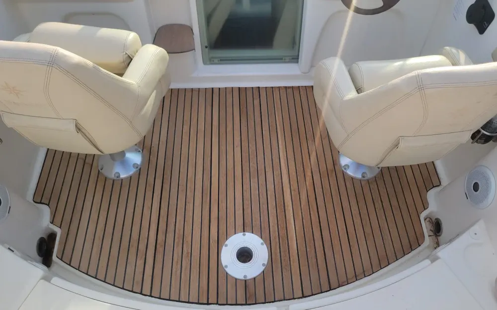 slider 8 Jeanneau Runabout 755