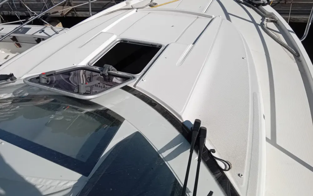 slider 2 Jeanneau Merry Fisher 895