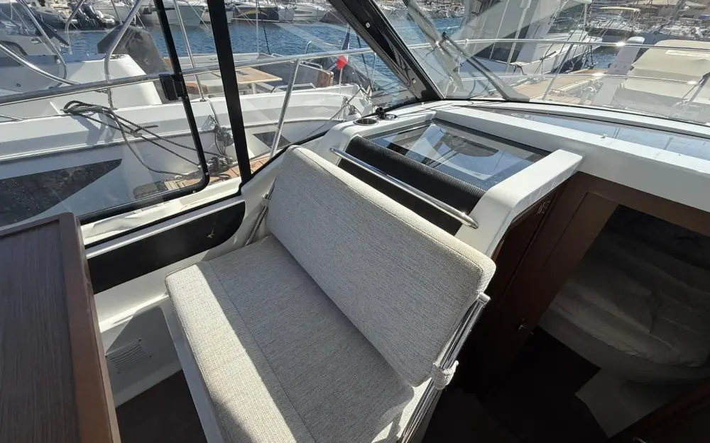 slider 11 Jeanneau Merry Fisher 895