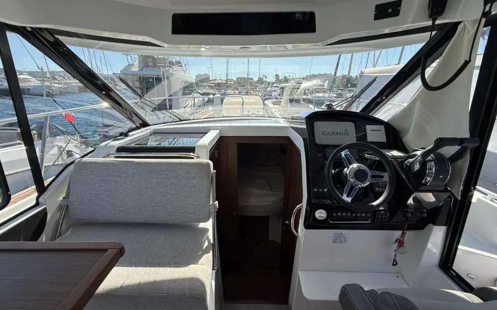 slider 15 Jeanneau Merry Fisher 895