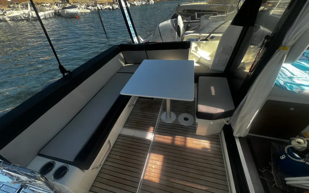 slider 14 Jeanneau Merry Fisher 895
