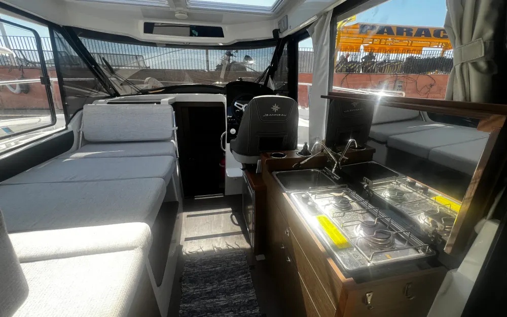 slider 17 Jeanneau Merry Fisher 895