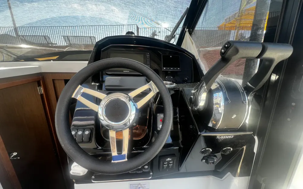 slider 21 Jeanneau Merry Fisher 895