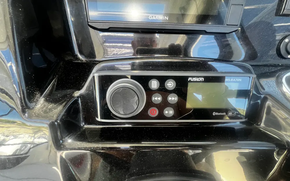 slider 25 Jeanneau Merry Fisher 895