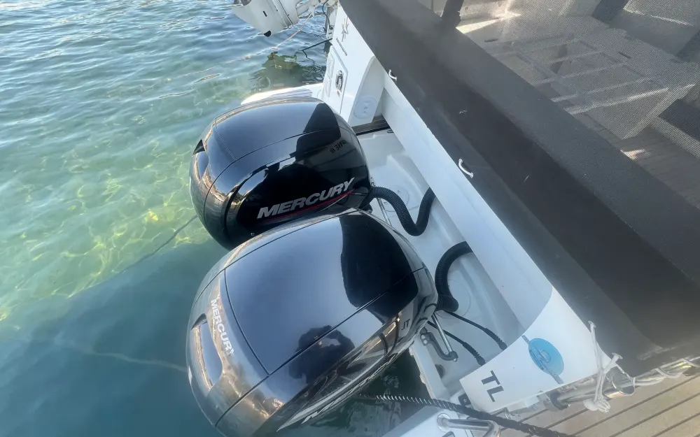 slider 4 Jeanneau Merry Fisher 895