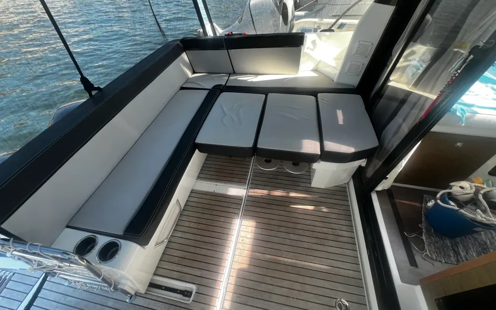 slider 11 Jeanneau Merry Fisher 895