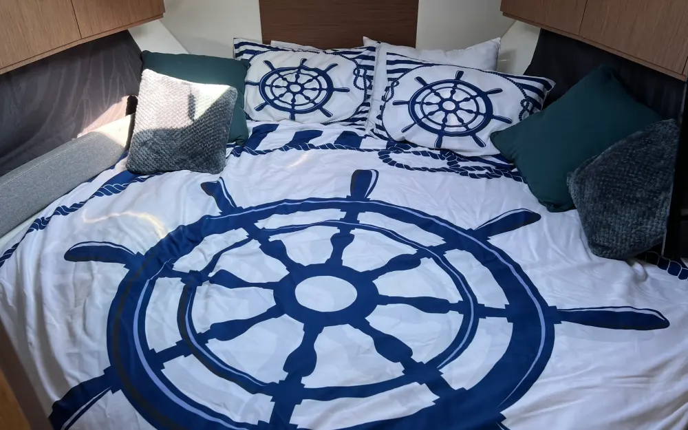 slider 9 Beneteau Antares 9 OB
